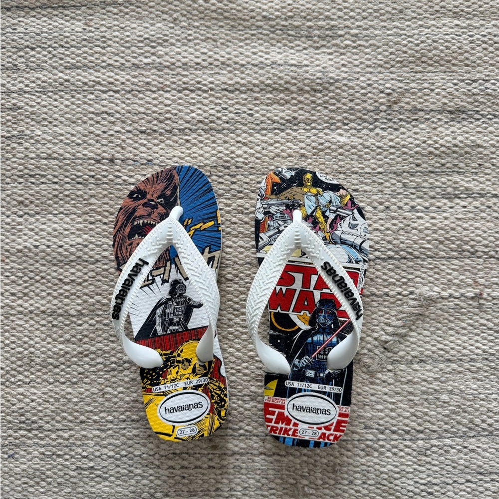 Havaianas Star Wars Flip Flops - White base never worn!